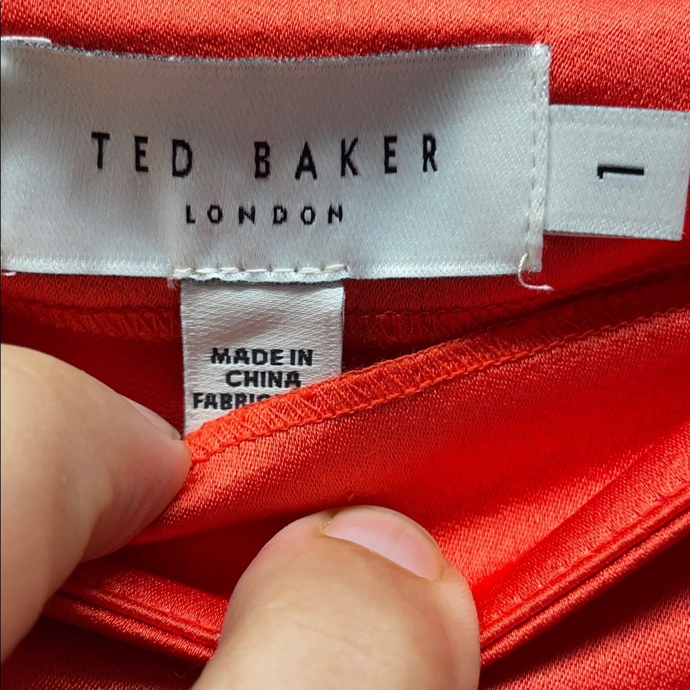 Ted Baker Bolsena asymmetric side drape satin‎ Bold Red Garment - Picture 2 of 8